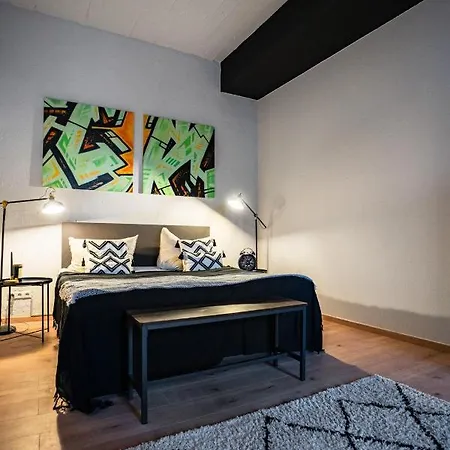 Design Loft - 200Qm2 - Heimkino - Bestlage - Parkplatz Wiesbaden Exterior photo